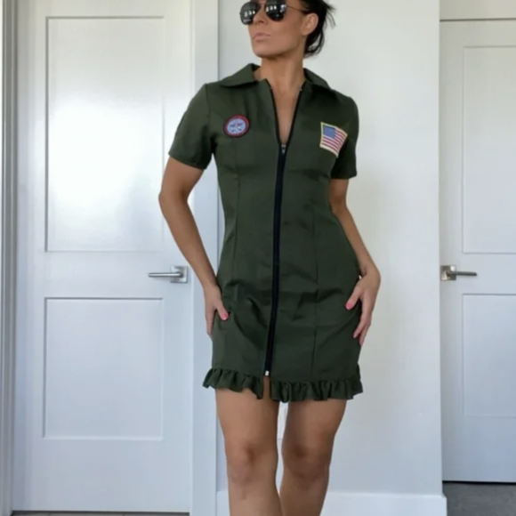 Top Gun Costumes